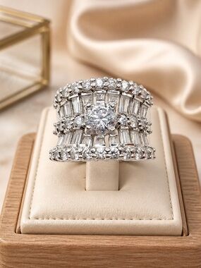 Size 7 CZ gemstones Ross Simons 925 Sterling Silver Ring